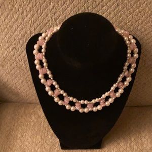 Vintage pearl and pink beads necklace.
